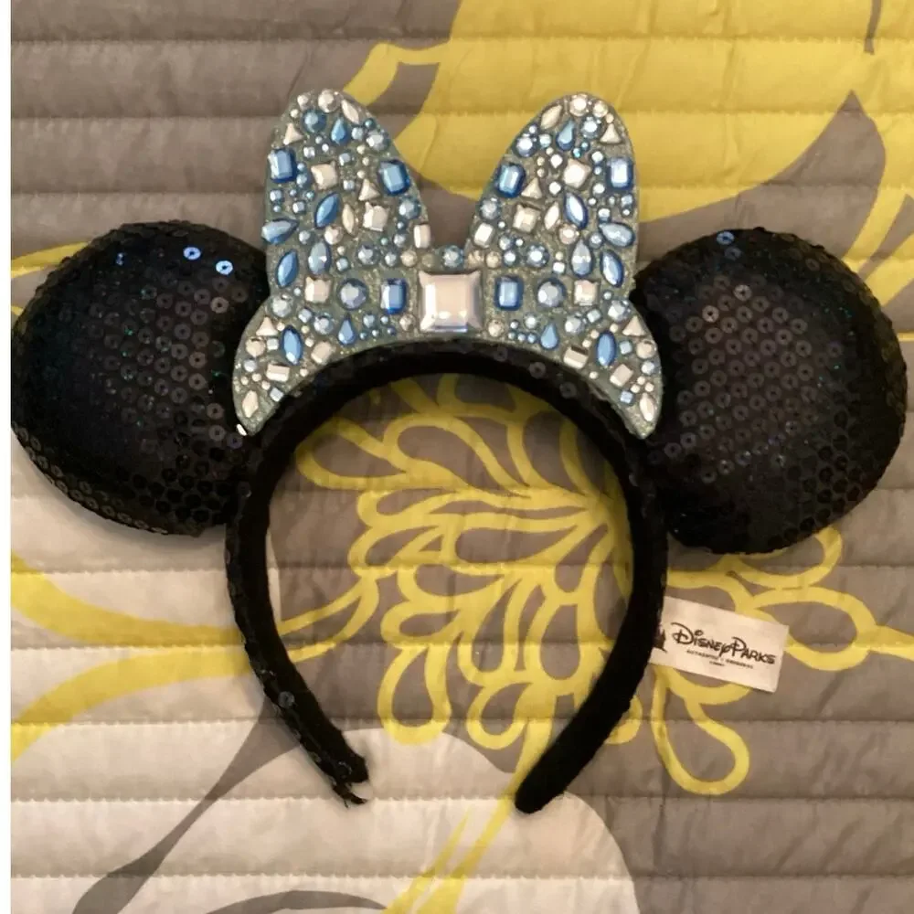 NWOT Disney Parks Disneyland 60th Diamond Celebration Minnie Mouse Ear Headband